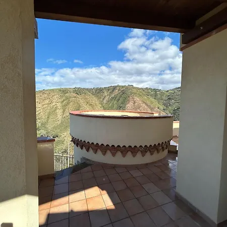 San Leonardo Villa *