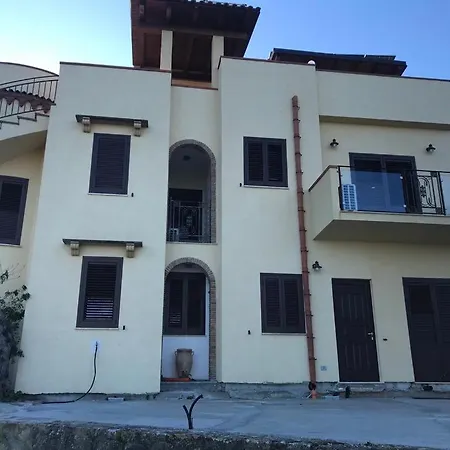 San Leonardo * Santo Stefano di Camastra