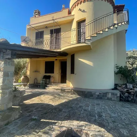 San Leonardo Villa *